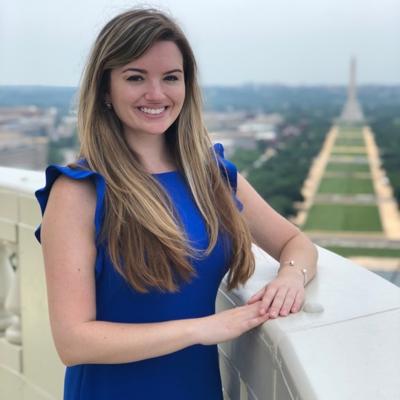 Meet your Posher, Hannah - Picture 2 of 4